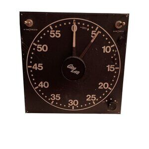 Gra-Lab Model 300 Darkroom Timer 60-Minute 125V 750W Vintage Photography Equipme
